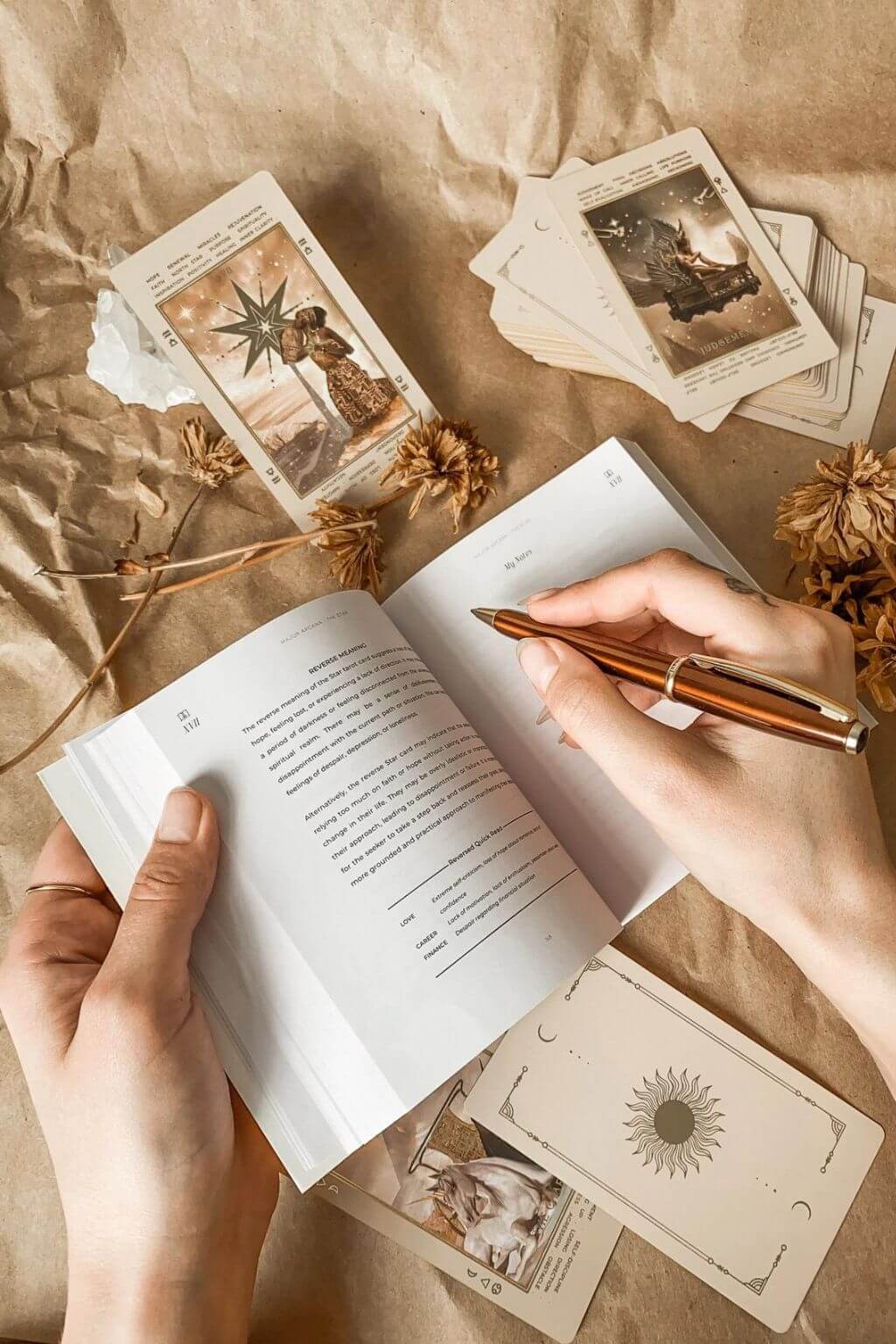 Lucid Dreams Beginner Tarot Deck with Keywords | Beige Edition IV
