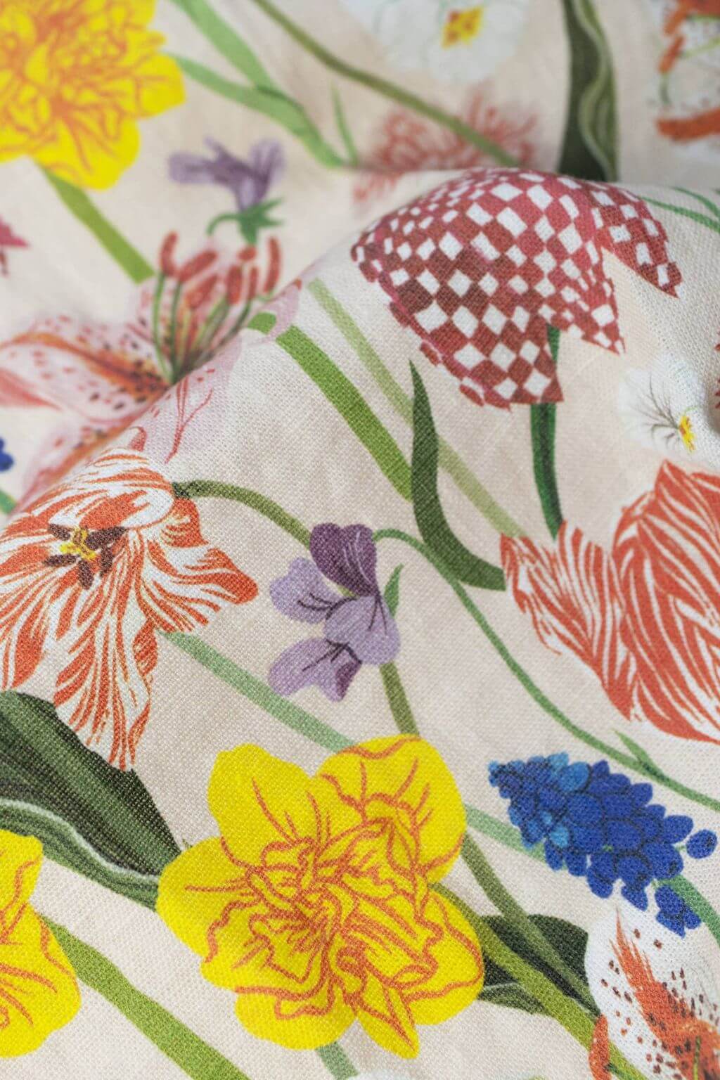 Wildflower print linen tea towel texture detail