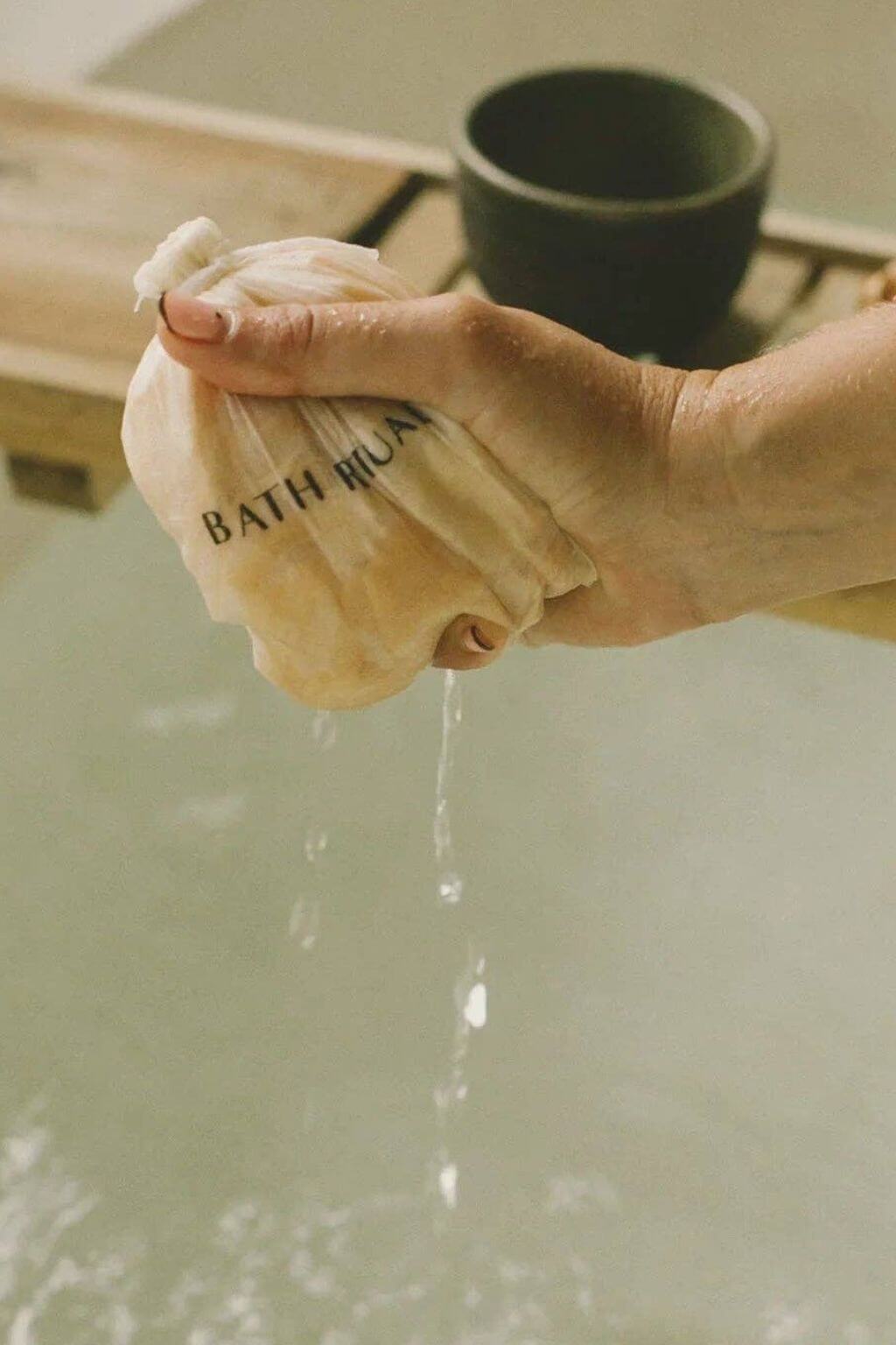 Hinoki Japanese Cypress Bath Flakes