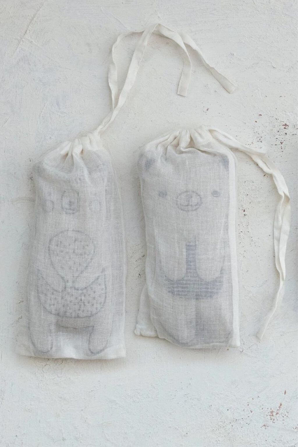 creative-coop-embroidered-linen-bear-hot-cold-pack-1.jpg