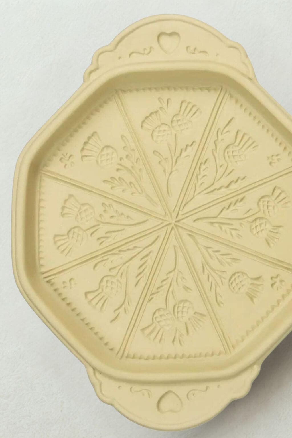Thistle stoneware shortbread pan with botanical thistle pattern