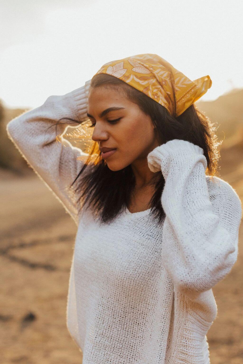 Antonia Bandana | Flora in Golden Hues