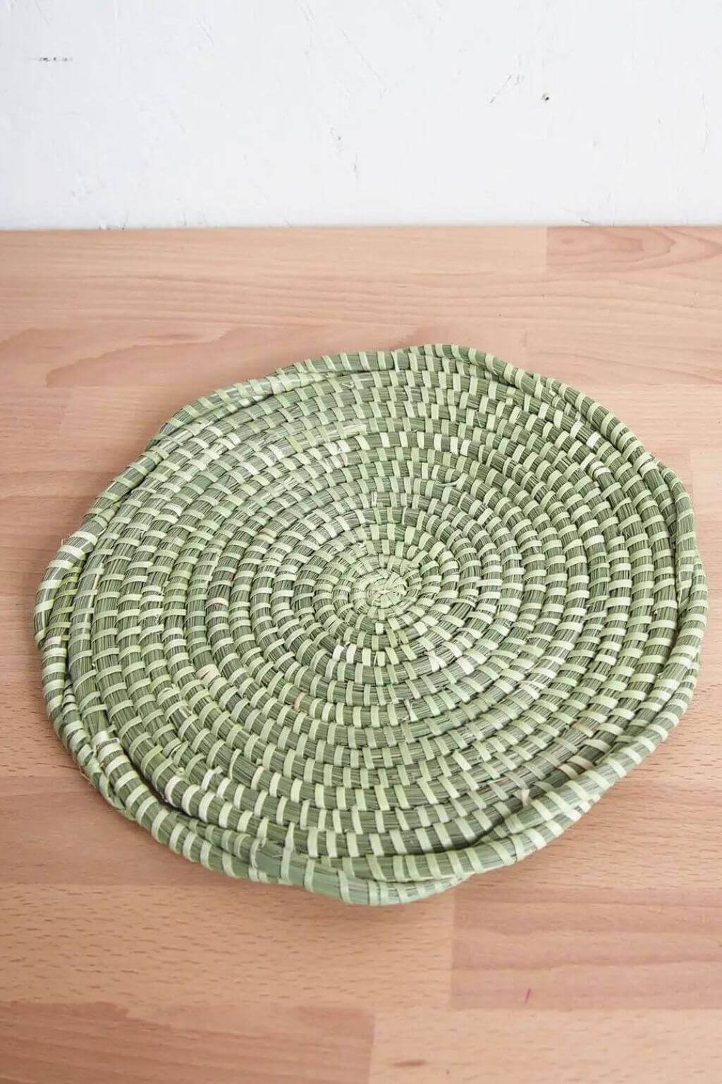 Dear Juniper Twisted Sweetgrass Trivet - Thumbnail 3