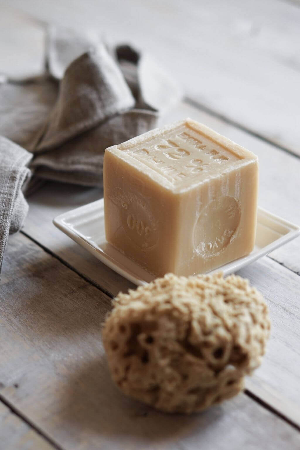 Square ceramic Savon soap tray with Marseille handcrafted soap and natural sea sponge